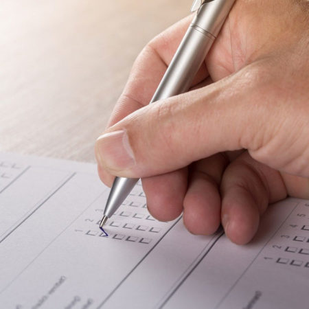 5 Ways Market Research Surveys Can Reduce Business Risk